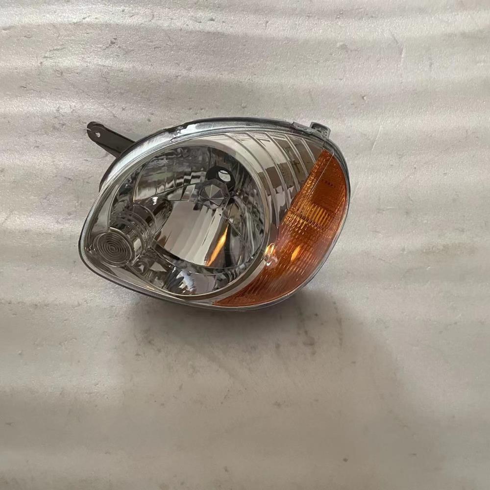 HEAD LAMP