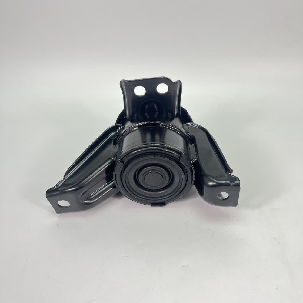 ENGINE MOUNTING